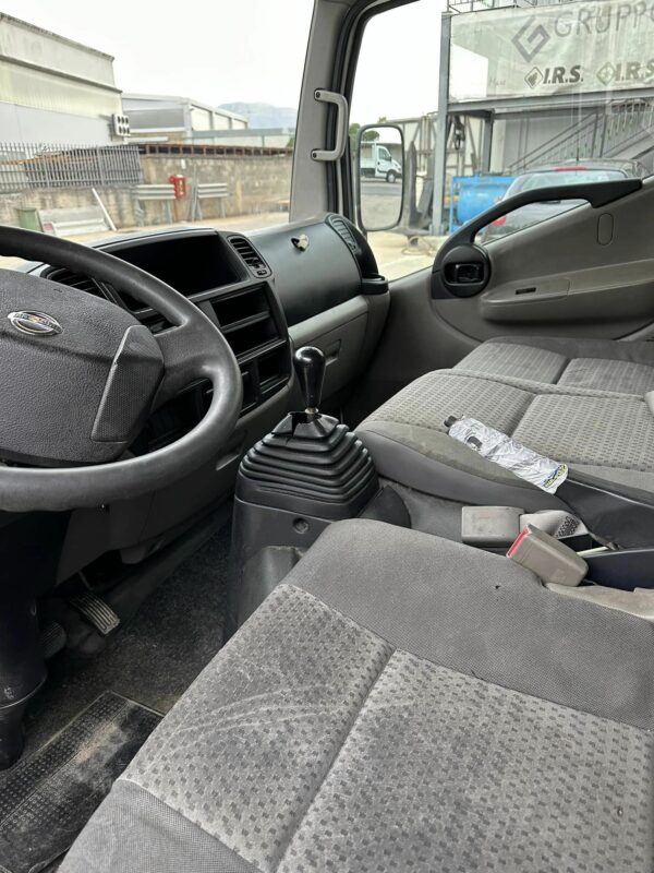 Nissan Cabstar - immagine 7