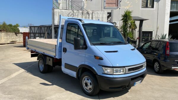 IVECO DAILY 35C13 - immagine 3